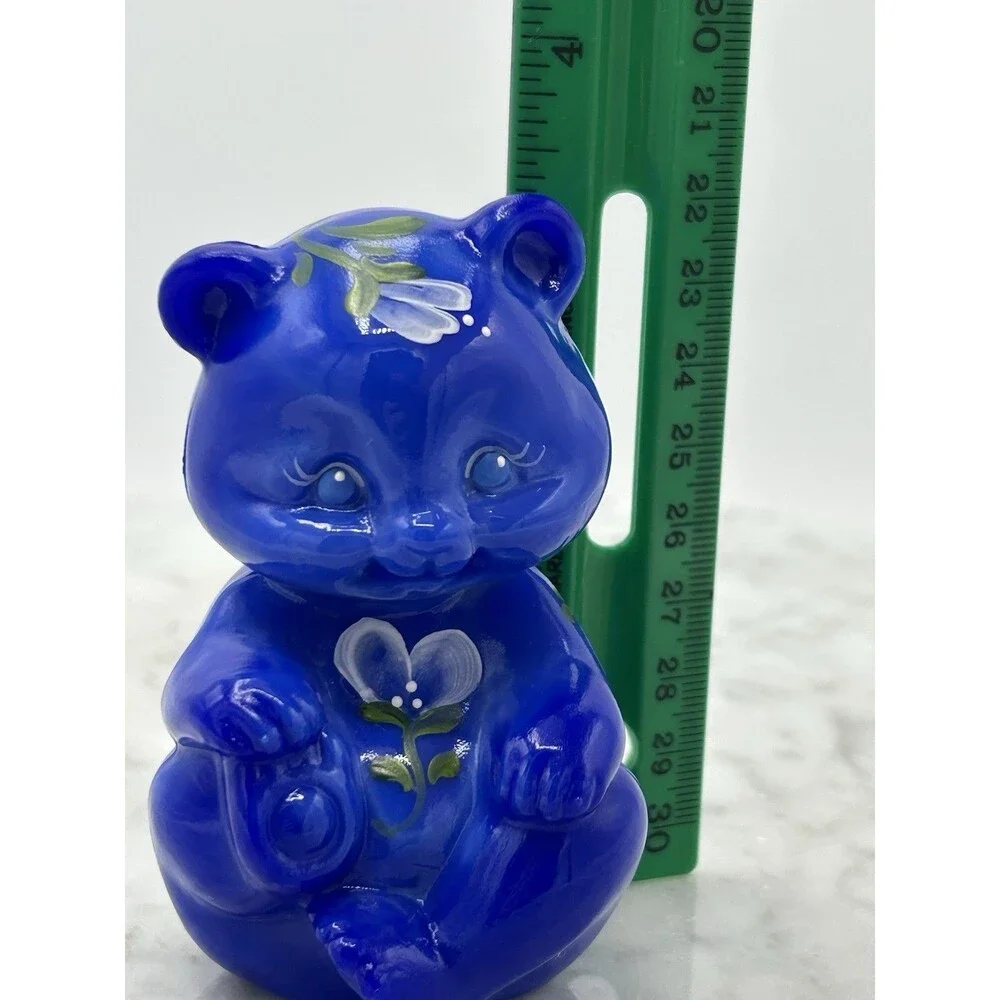 Rare Fenton C5151 Periwinkle Blue Glass Sitting Bear Figurine – Hand-Painted